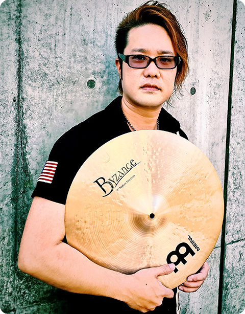 菊嶋亮一/Drums